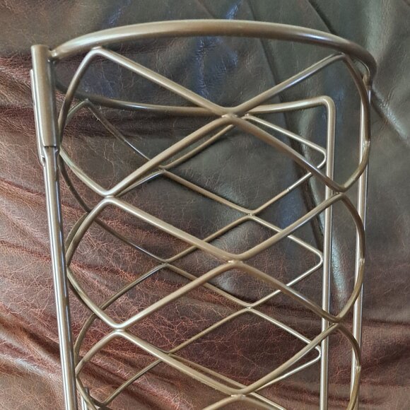 Metal Decorative Freestanding Toilet Paper Roll Holder Stand and Dispenser - Picture 4 of 9